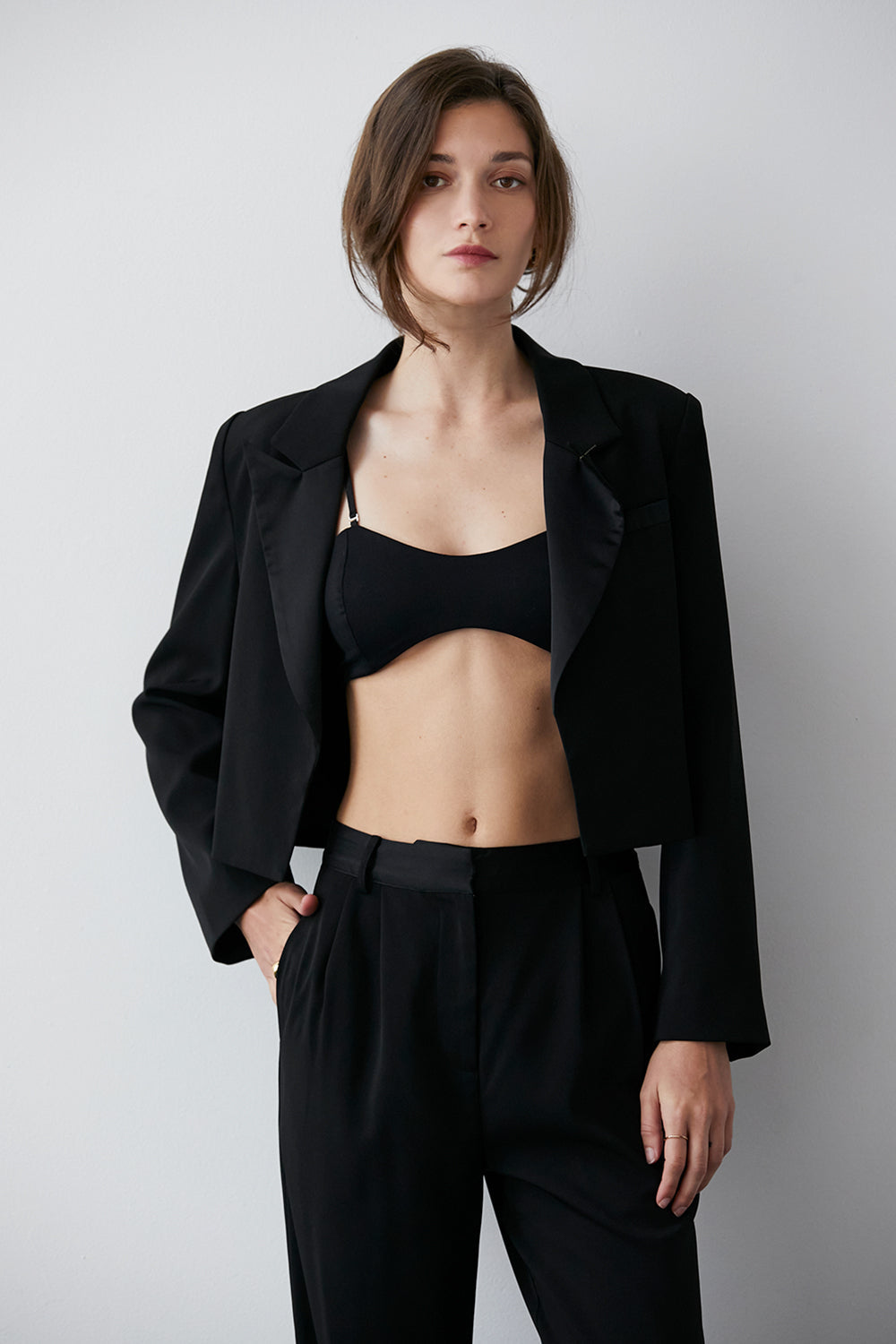 Milani Crop Blazer