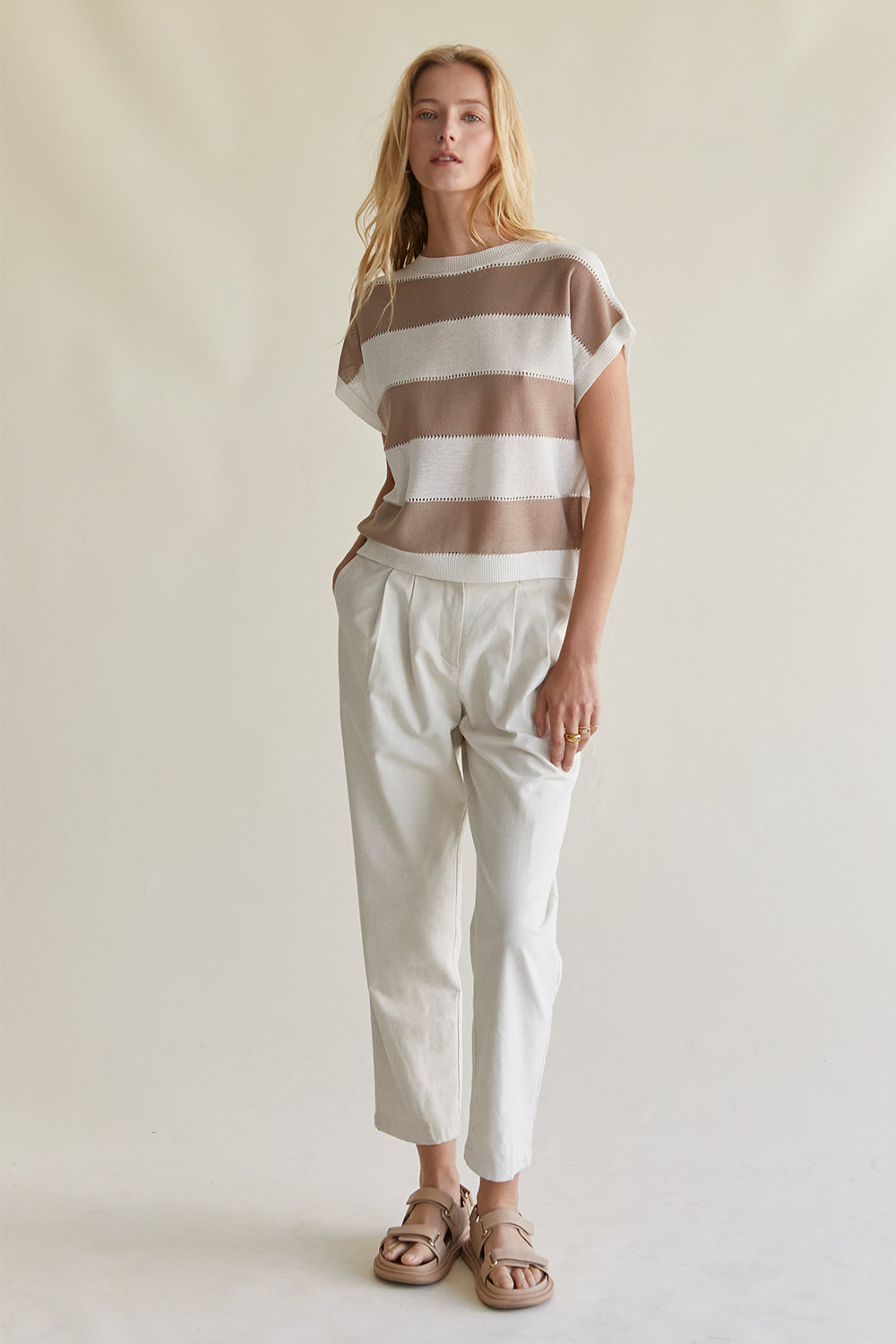 Linen Tapered Pants