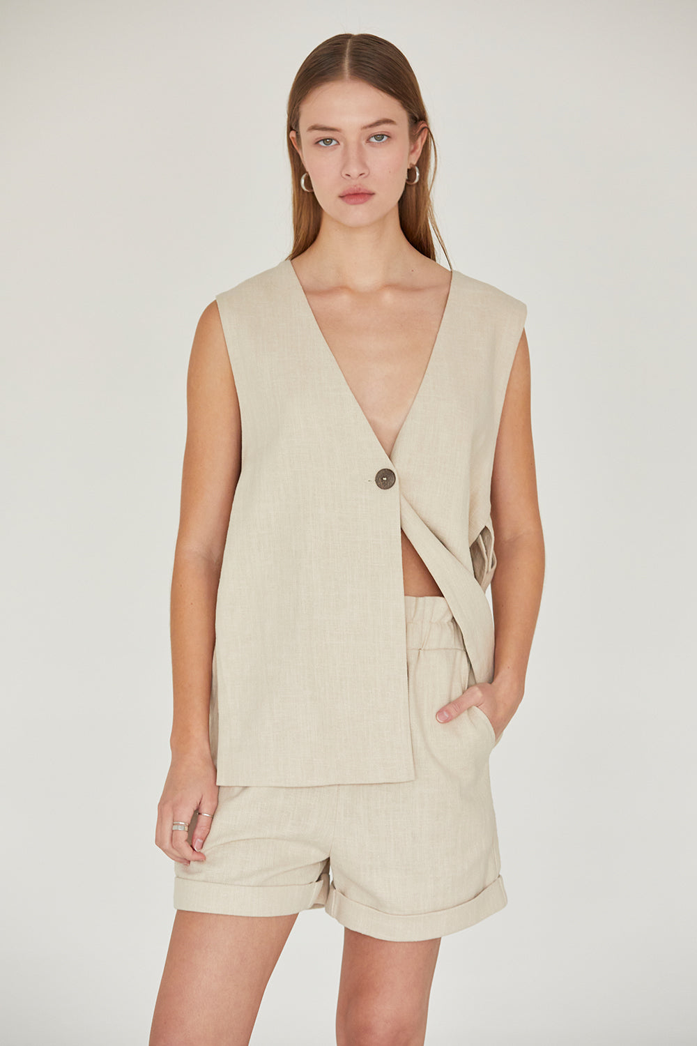 Tammy Linen Bucket Shorts